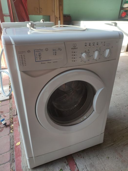 Стиральная машина Indesit WIA 101