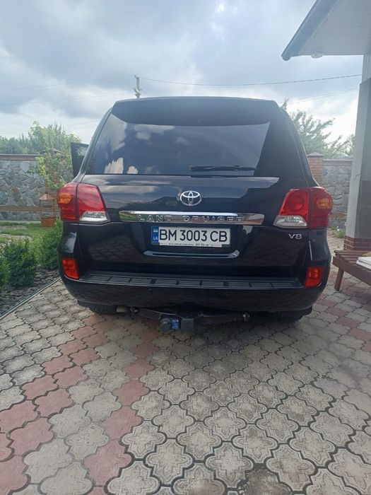 Продам Тойота ленд крузер 200 (TOYOTA LAND CRUISER 200)