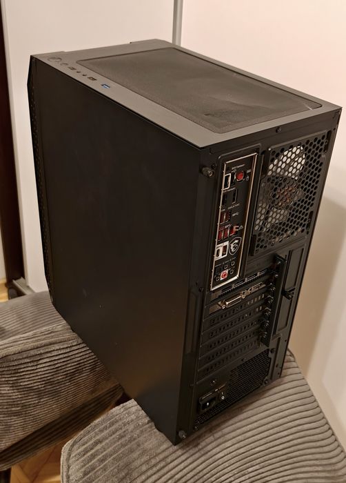 Komputer Ryzen 3600 32GB Ram 500GB SSD m.2 RX580