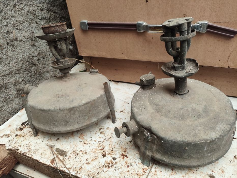 Fogões antigos para desocupar