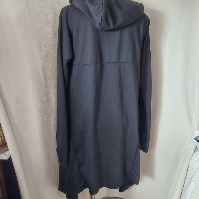 Bluzo-tunika z kapturem