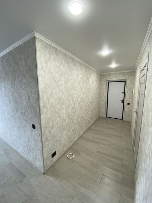 Продам 2кв 50м поряд Центр 62000 торг