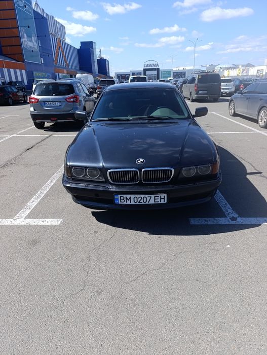 Продам легендарну бмв е38