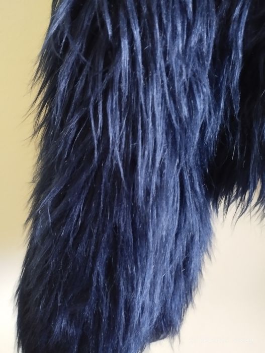 Шубка спорт шик FILA темно- синій чернільний  колір.рМ 44-46евр.950гр.