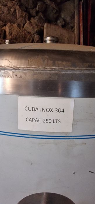 Cuba em inox para vinho ou outros.
