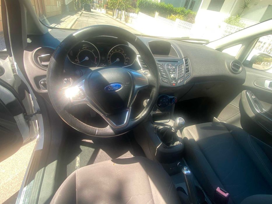 Ford Fiesta, ano 2016
