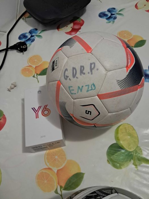 Vendo Bola de futebol