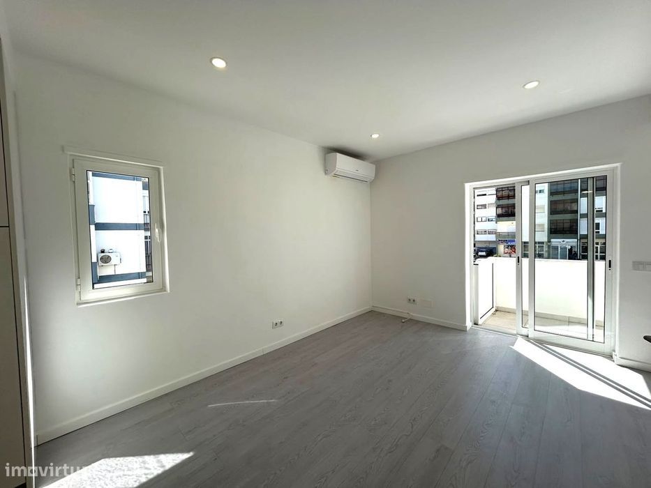 Apartamento Totalmente Remodelado- Paivas