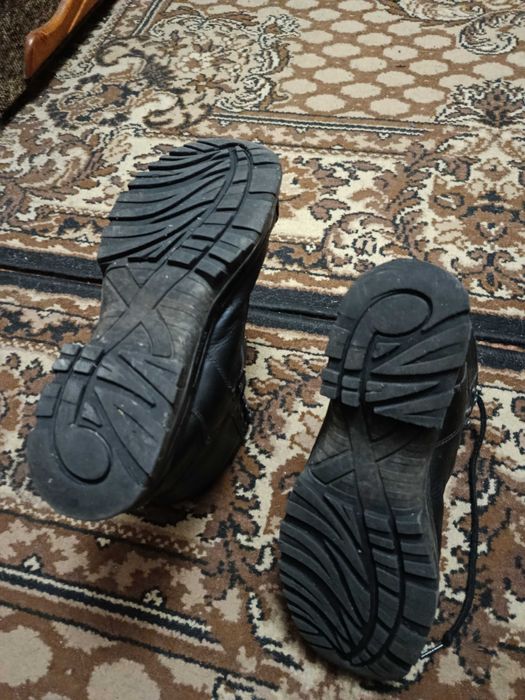 Продам берці демісезонні