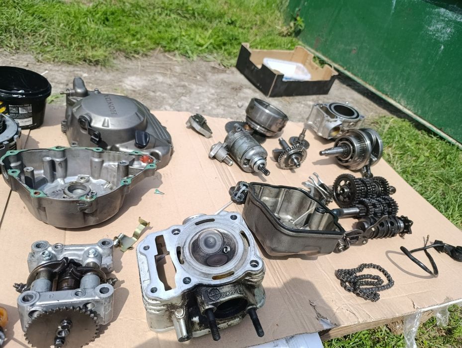 Części Honda CBR 125 silnika JC34E 04 - 07 r silnikowe