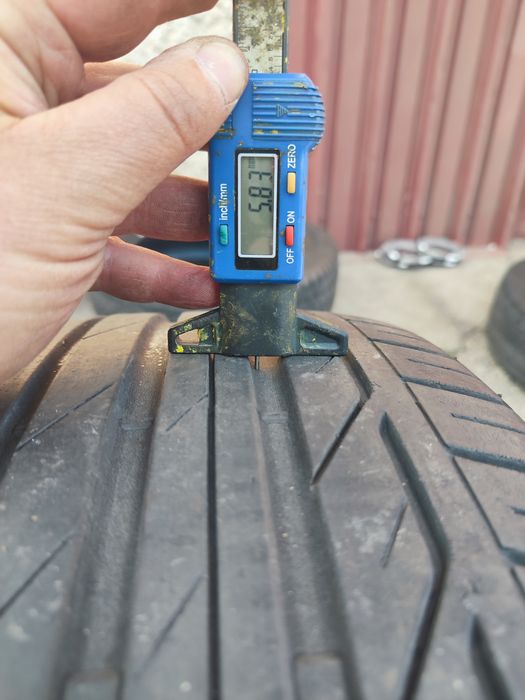 Pojedyncza opona Bridgestone Turanza T001 225/55/17 97W