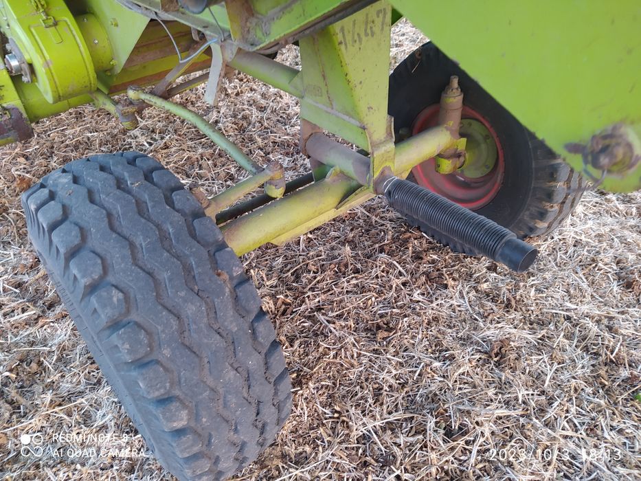 Комбайн    Claas