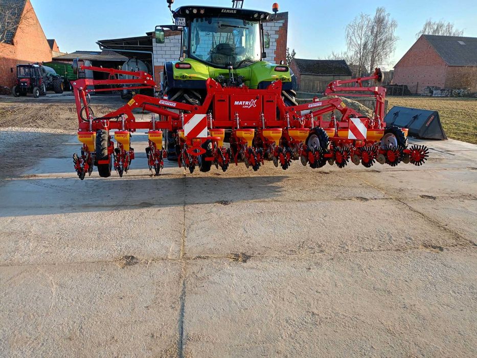 Usługowy siew buraków cukrowych Grimme Matrix 1200 GPS RTK