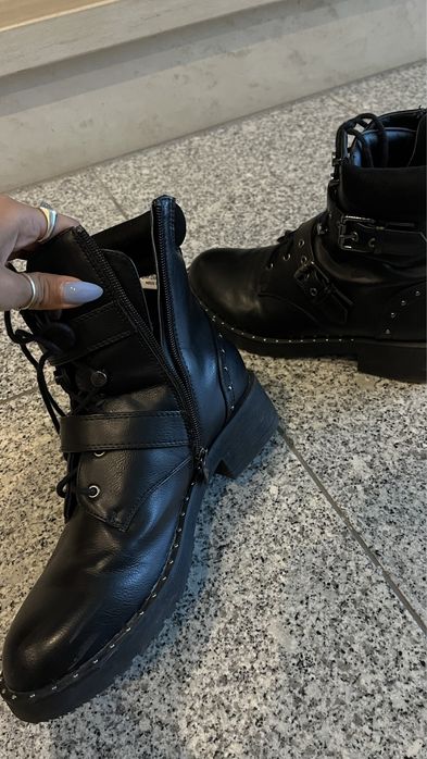 Botas pretas confortaveis !!!