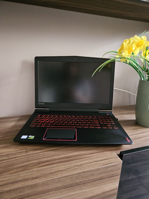 Laptop LENOVO LEGION Y520-15IKBN 8GB/960GB + zasilacz