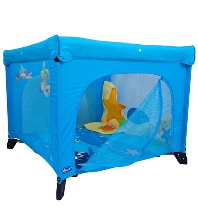 Carrinho gêmeos e parque infantil chicco