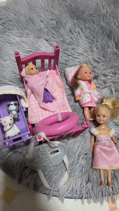 Лот ляльок барбі, сестрички