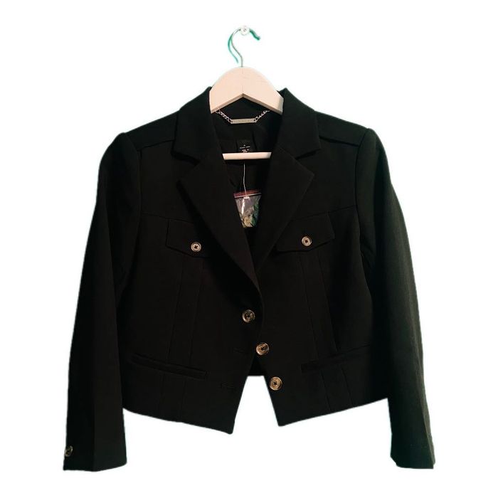 Укорочений піджак чорний жіночий