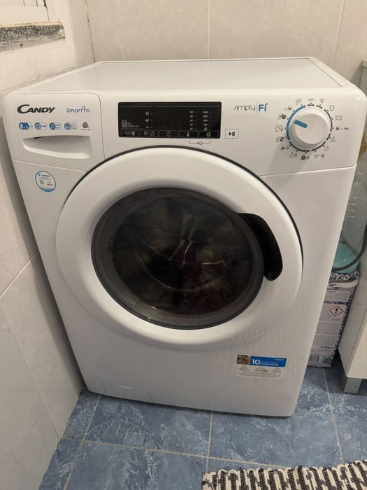 Maquina de Lavar e secar roupas