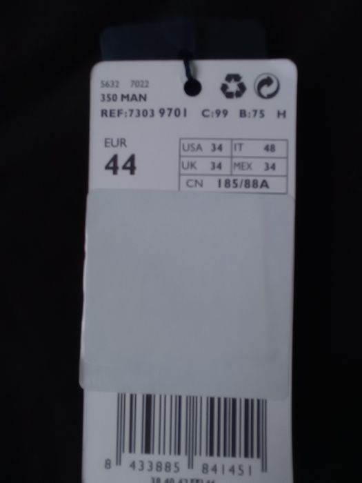 Продам нові slim fit чорні брюки Mango