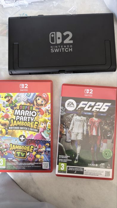 Consola Nintendo Switch 2 com  3 jogos