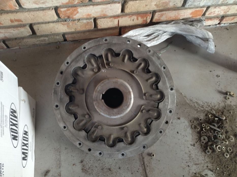 Муфта соеденительная/стыковочная генератора ГСФ-100ДУ2 двигателя ЯМЗ