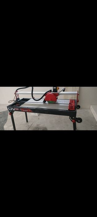 Sprzedam przecinarke do glazury Rubi DV200