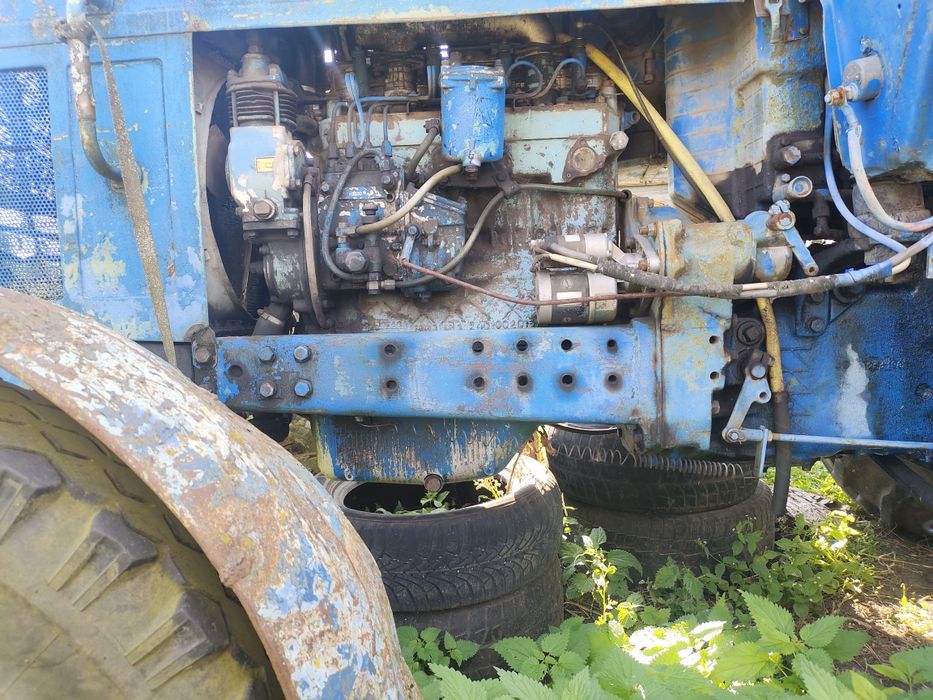 Продам трактор мтз