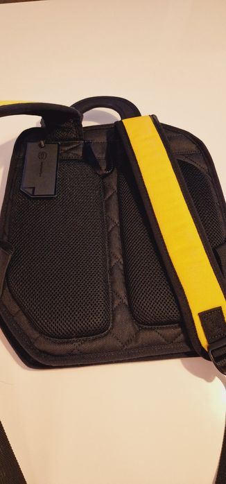Jump from paper mochila 3D