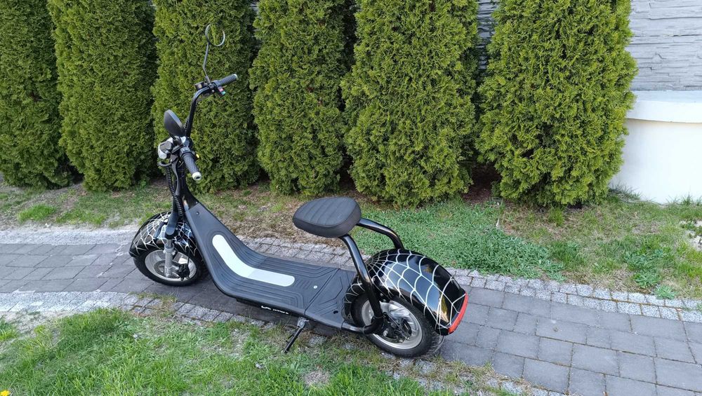 Skuter elektryczny - hulajnoga