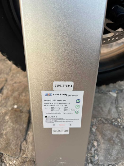 Vendo bicicleta elétrica ADO A20F, praticamente nova...