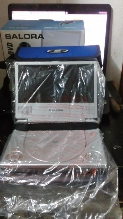 DVD portatil Salora (NOVO)