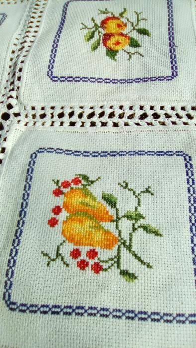 Jogo de cozinha ponto de cruz e croché artesanal