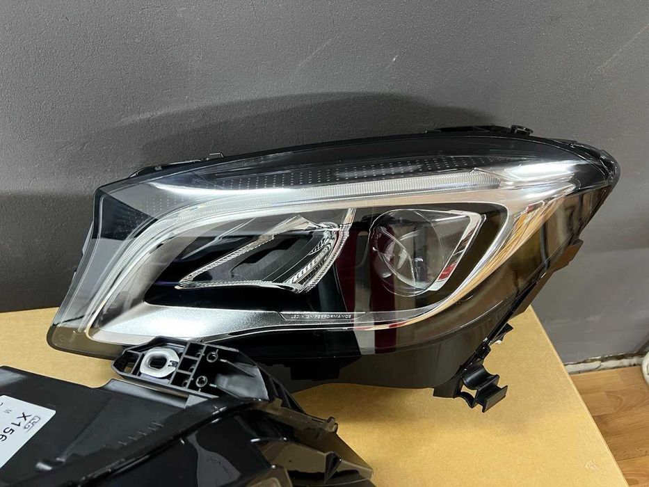Передние фары LED Mercedes GLA X156 W156 2013-2017 апгрейд з галогена Full LED