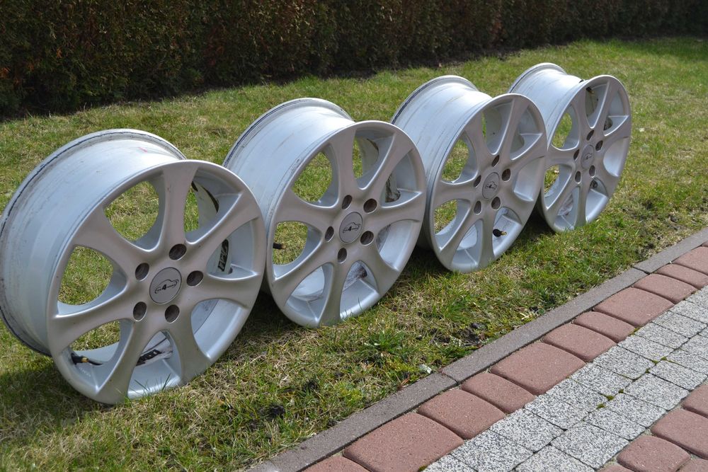 Felgi alu RCD 5x114,3 15 cali 6x15 et45 5x114.3 ładne komplet