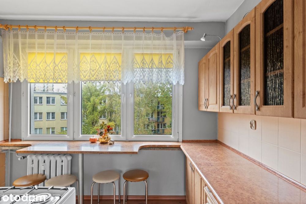 Lsm / 3 oddzielne pokoje / balkon / piwnica