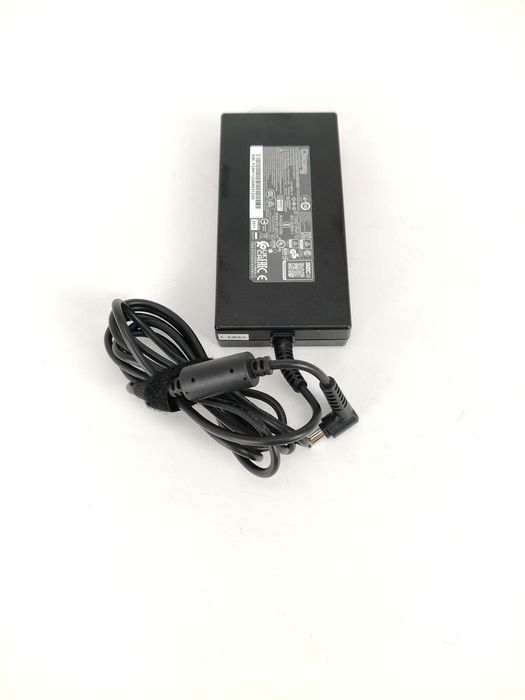 Gigabyte G5 MF5 15,6 Intel Core i7-13620H 16GB/1TB SSD RTX 4050 QWERTZ