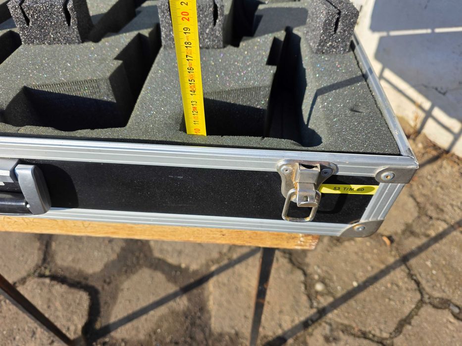 77x49x15 Walizka CASE skrzynia flightcase (dostępne więcej)