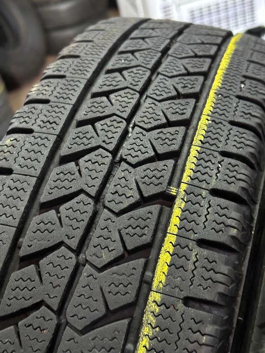 Шины БУ 195 75 R 15 C Bridgestone BlizzaK W979 Резина грузовая зима