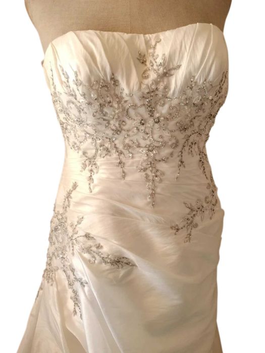 Piękna suknia ślubna ecru Signature Plus US 16W EU 48r