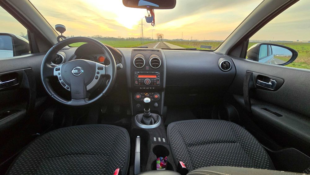 Sprzedam Nissan Qashqai j10 2.0 dci 150km