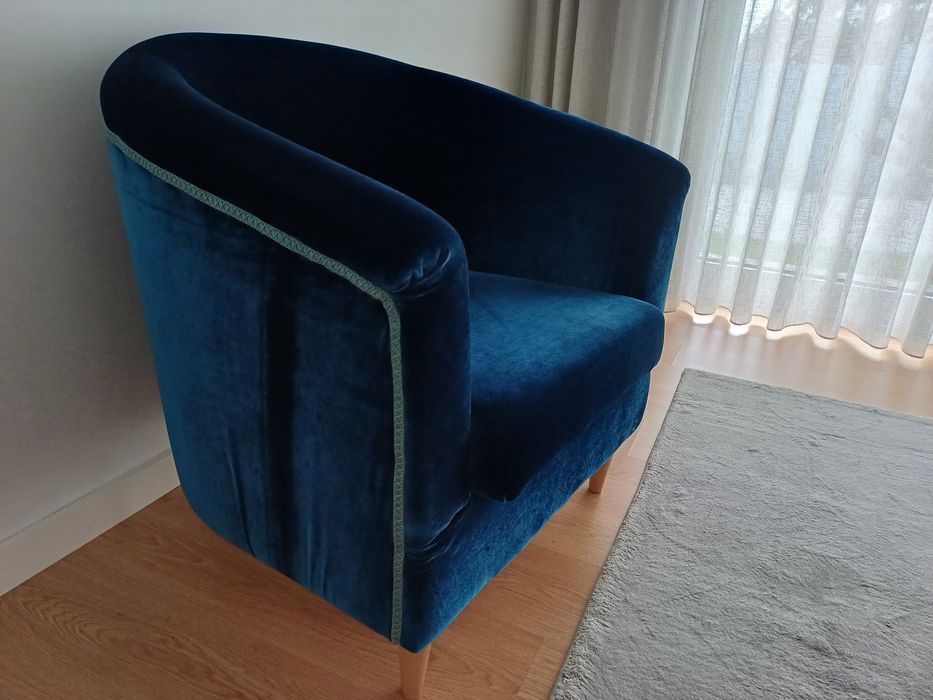 Poltrona/cadeirão em veludo