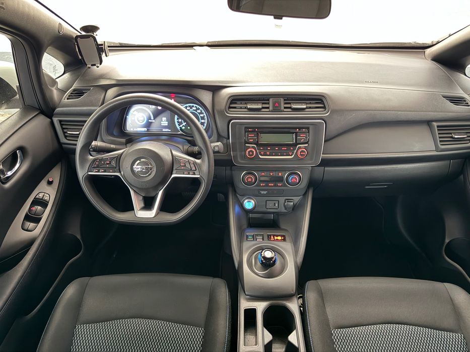 NISSAN LEAF 100% elétrico
