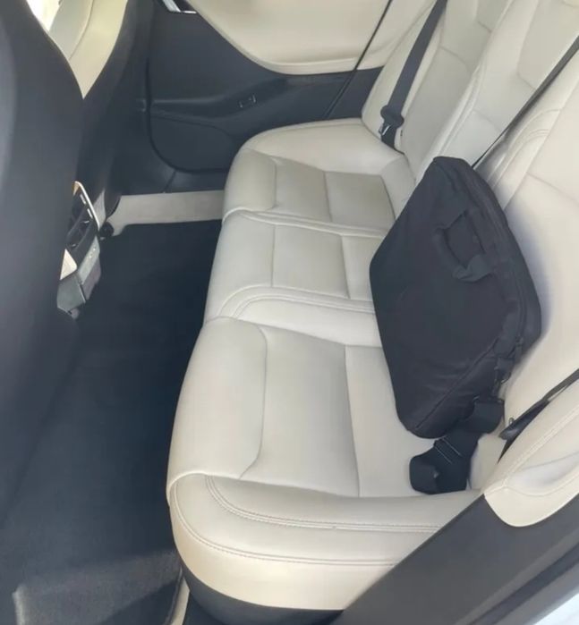 TESLA MODEL S 2018 VIN 5YJSA1E25JF286436 фото оголошення 11 з 13