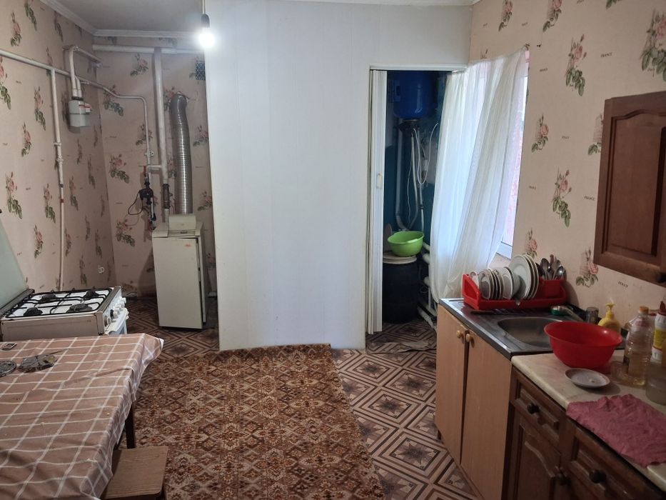 House in Inhulska silska hromada, Bashtanskyy rayon - More