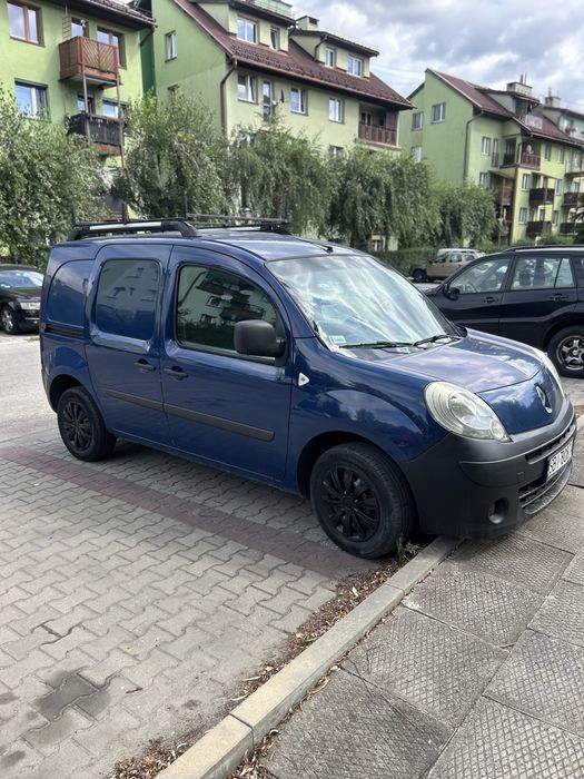Renault Kangoo Za nizka cena OC 09:07:27.  przegląd techniczny22:06:27