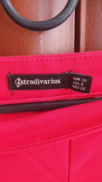 Брюки Stradivarius укороченные класические