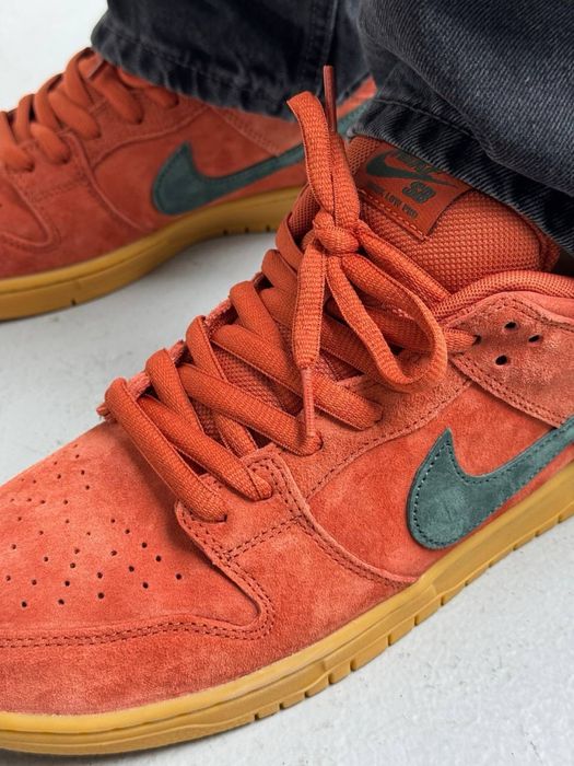 Оригинал Nike SB Dunk Low Brunt Sunrise (HF3704 800) оригінальні кросівки найк сб данк замшеві