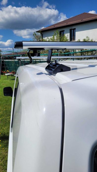 Аэродинамические перекладины - LC60 штатное место Nissan E-nv200