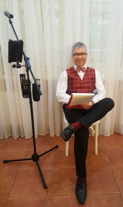 Ведучий, DJ, сучасні програми і живий спів на Ваші свята